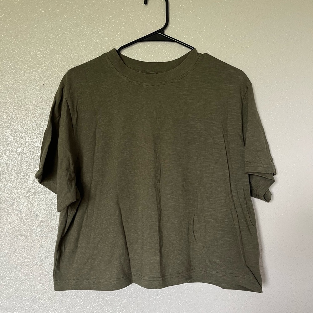 Wild Fable Boxy Crop Tee
